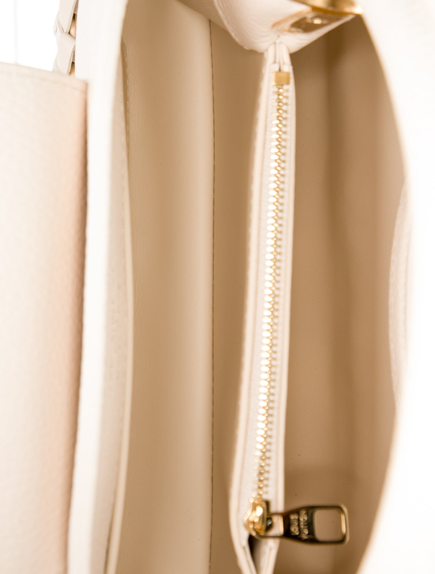 Louis Vuitton Taurillon Leather Capucines BB